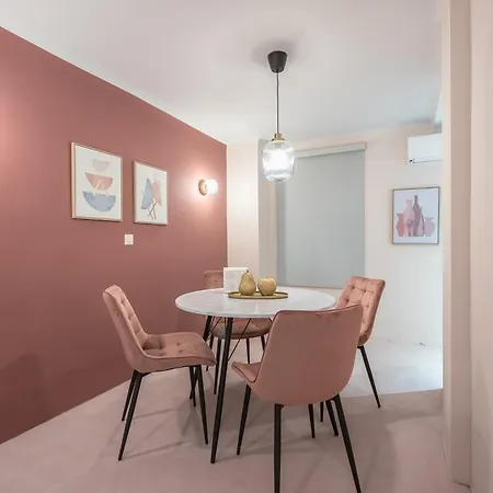 City Center Retreat: Modern Two Bedroom Apartment Athens Exterior photo